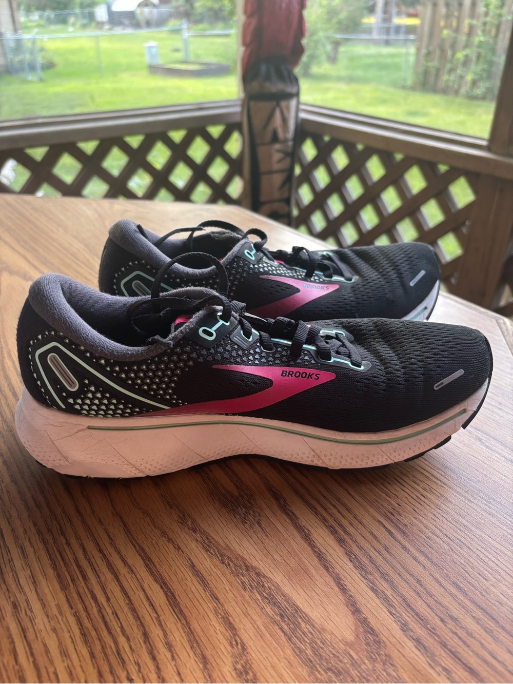 Brooks Women's Ghost Black/Pink/Teal Running Sneakers Size 9.5